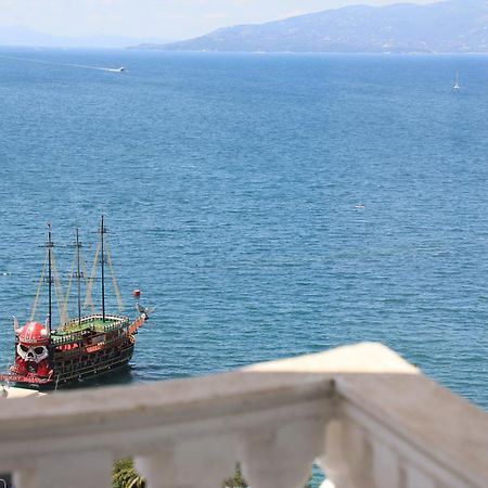 Saranda Apartaments Meta 外观 照片