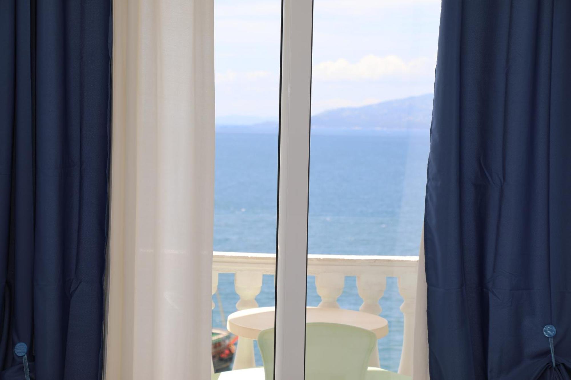 Saranda Apartaments Meta 外观 照片