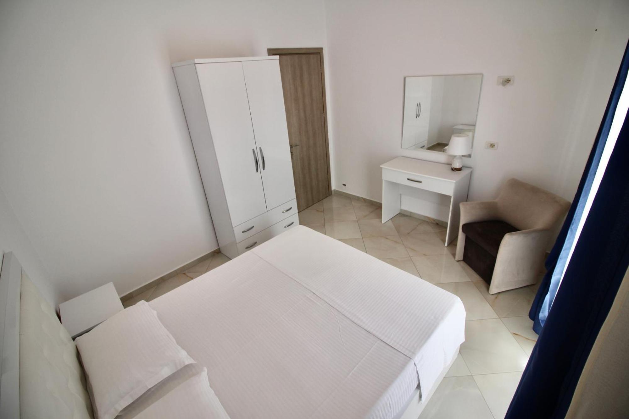 Saranda Apartaments Meta 外观 照片